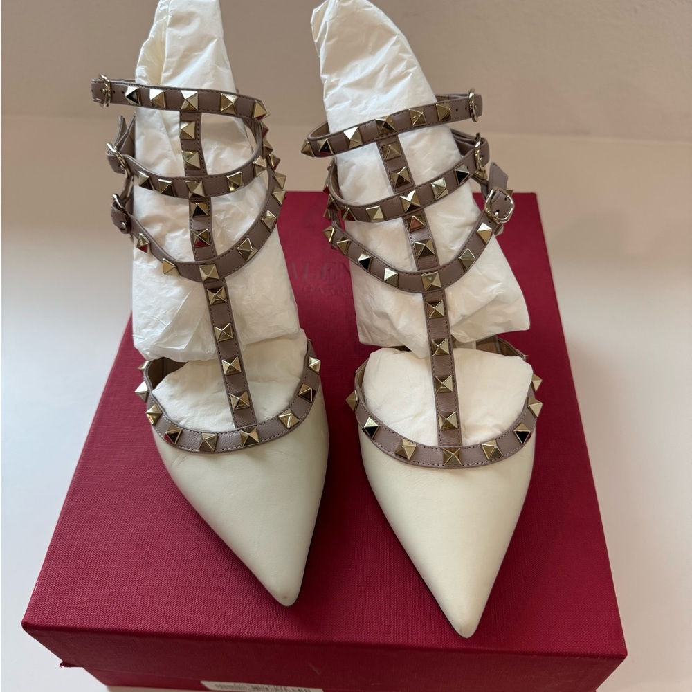 Valentino Rockstud Caged Pump 65mm - size 38